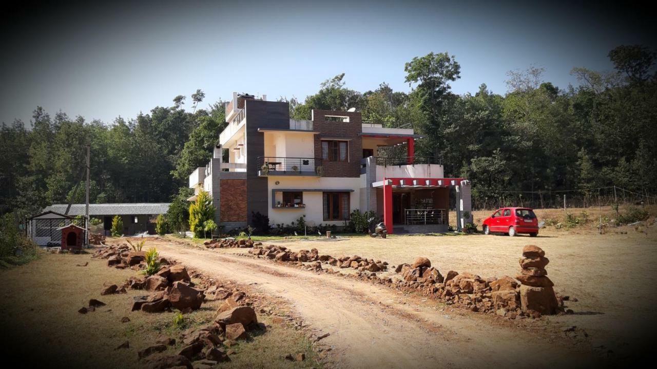 Silvershine Homestay Chikmagalūr Екстериор снимка